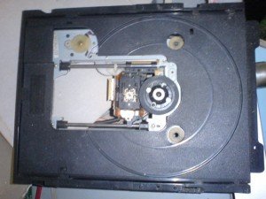 Mekanik-DVD-Player-300x225