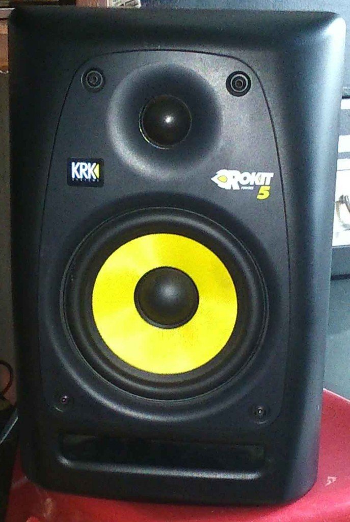 Aktif Speaker KRK ROKIT5 Audio Trouble